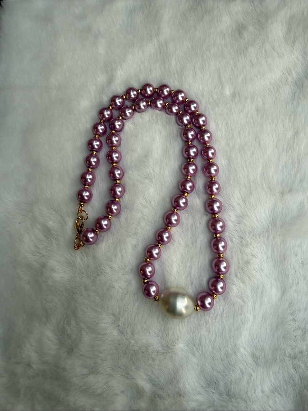Purple Faux Pearl & Gold Beaded Necklace – 18” with Large Baroque Faux Pearl - Picture 7 of 7